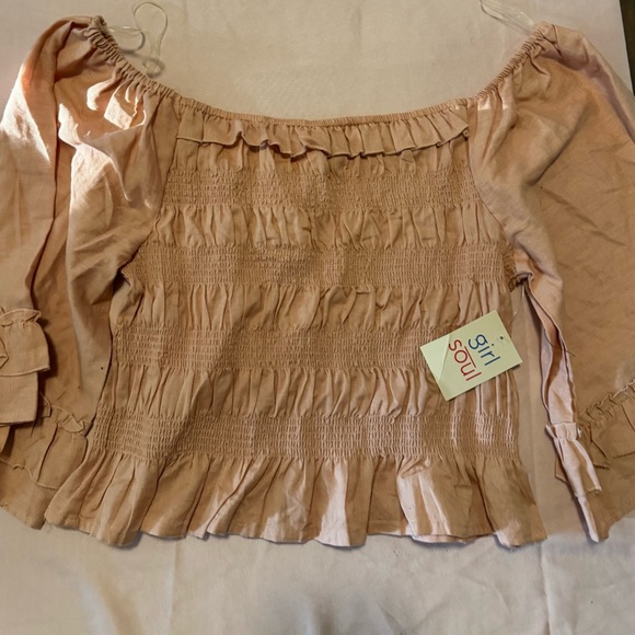 Women's Peach Smocked Top - Picture 4 of 4